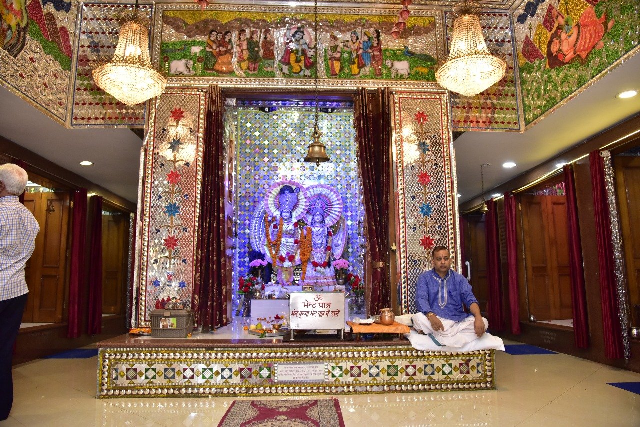 Inside Radha Krishna Image